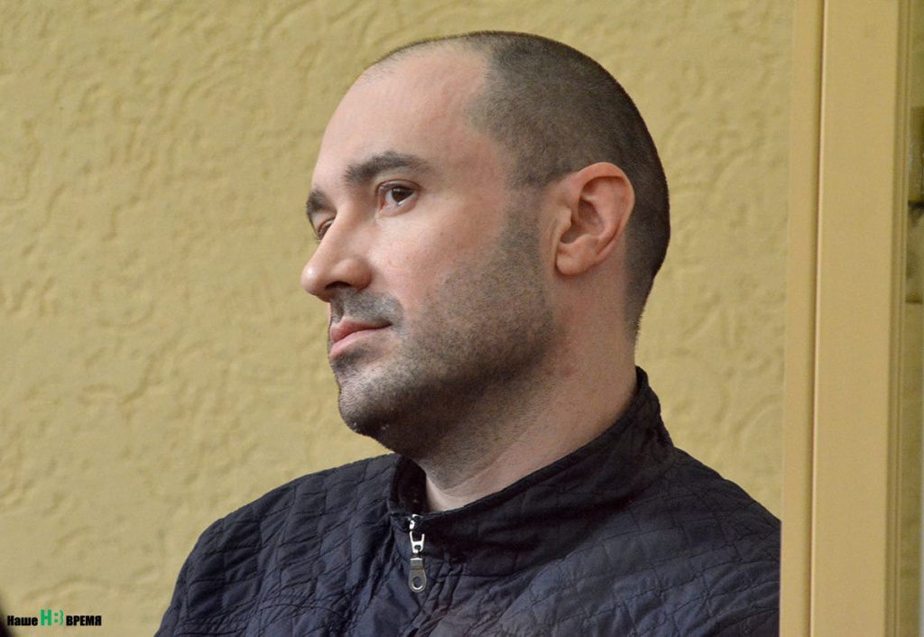 Не смотря на ходатайство прокуратуры о назначении ему пожизненного заключения, Сергей Синельник получил 25 лет лишения свободы.