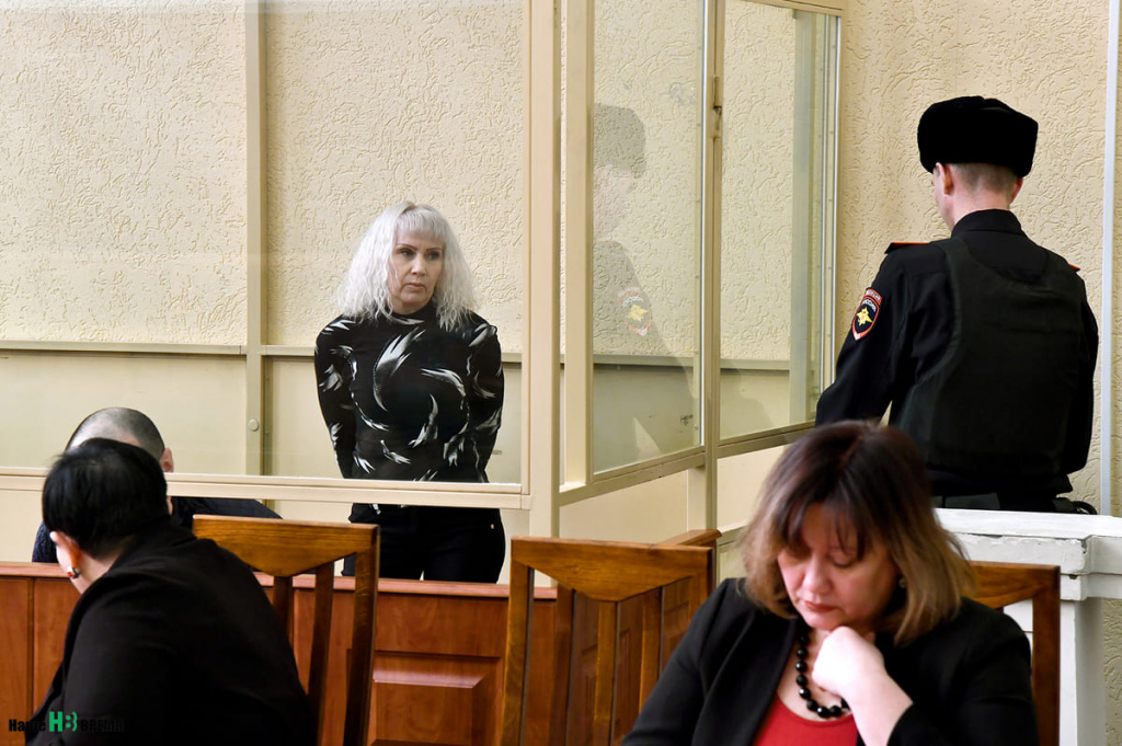 В зал суда конвой доставил Инессу Тарвердиеву.