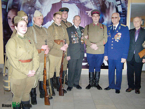 Среди первых зрителей «Рубежа» – ветераны Великой Отечественной и военно-патриотический клуб «Донской фронт».