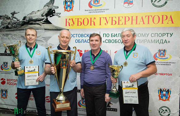 Победитель и призеры соревнований (слева направо) Иван Новиков, Адам Батажев, Игорь Гуськов, Владимир Гребенюк.