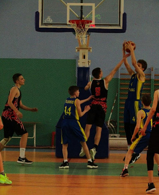 Ростовские спортсмены победили в первенстве Дона по баскетболу среди юношей