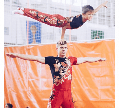 В Воронеже завершились соревнования по акробатике