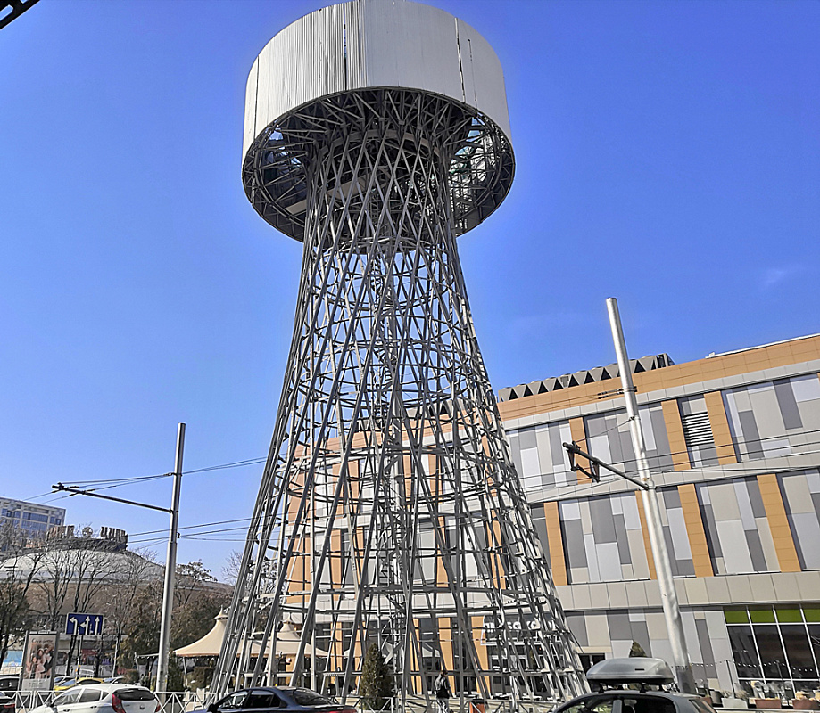 Гиперболоидная Шуховская башня стоит в Краснодаре 89 лет.