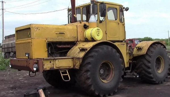 В Ростовской области мужчина угнал трактор, чтобы покататься