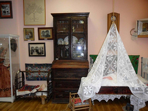 Мебель крымских армян.