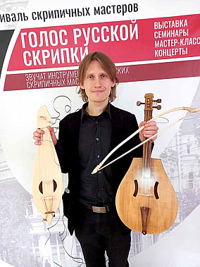 На состоявшемся в Ростове фестивале «Голос русской скрипки» Андрей Аргов представил проект «С миру по скрипке»