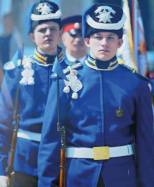 Президентское знамя – у шахтинских кадетов