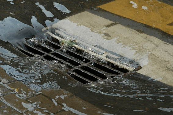 Состояние ливневой канализации в Ростове давно уже оценивается как неудовлетворительное.