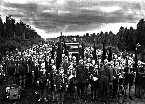 «Оборона пионеров», 1937 год. Фотограф Карл Булла.