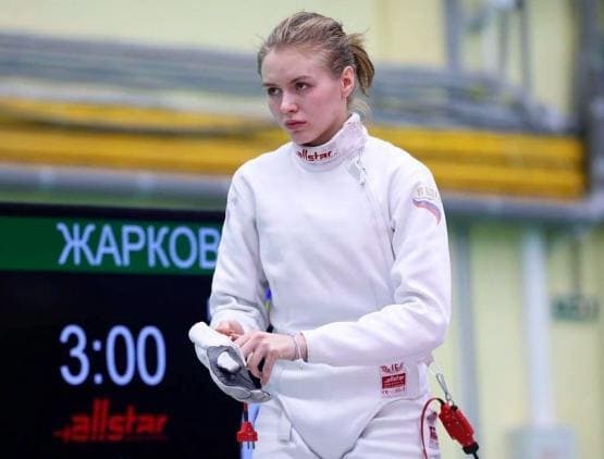 Ростовская шпажистка победила на юниорском Кубке мира