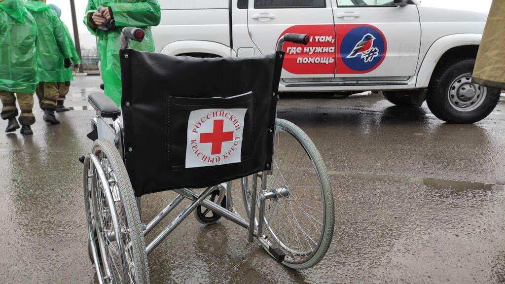 Медицинскую помощь жителям Донбасса оказывают волонтеры самых разных российских организаций