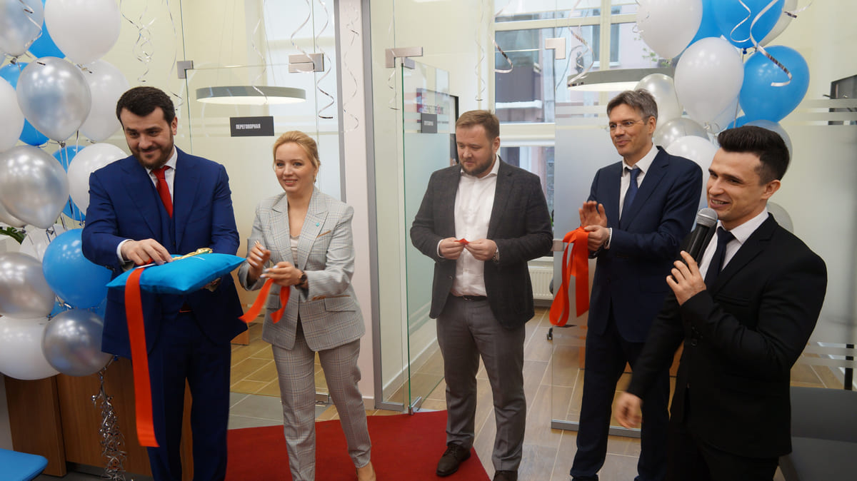 После праздничного открытия новый офис «Открытие Инвестиции» начинает свою работу в Ростове-на-Дону.