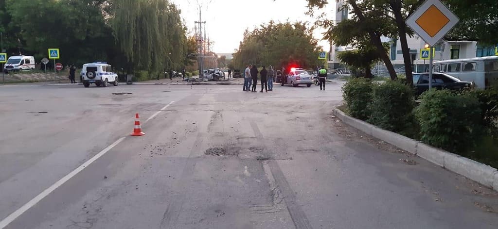 В Каменске-Шахтинском в ДТП погибли 2 человека