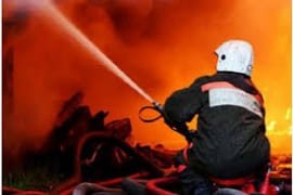 В Ростовской области ночью сгорели два ангара