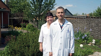 На снимке: Ирина и Вадим Петраковские
