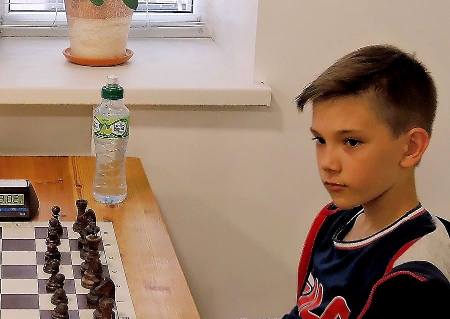 Шахматы: две донские команды отличились на онлайн первенстве Всероссийской детско-юношеской лиги