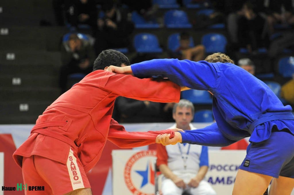 Кубок губернатора по самбо. Кубок губернатора Ростовской области по самбо 2021. Кубок губернатора самбо Ростов. Соревнование по самбо «Кубок Жангарач бий».