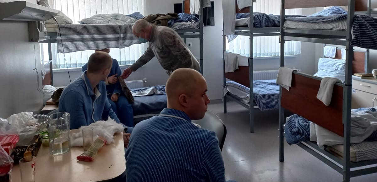 Госпиталь сво ростов. Подарки в госпиталь для военных. Раненые в госпитале участники сво в марте месяце 2923. Севастополь госпиталь для раненых сво в июне 2023 года фото.