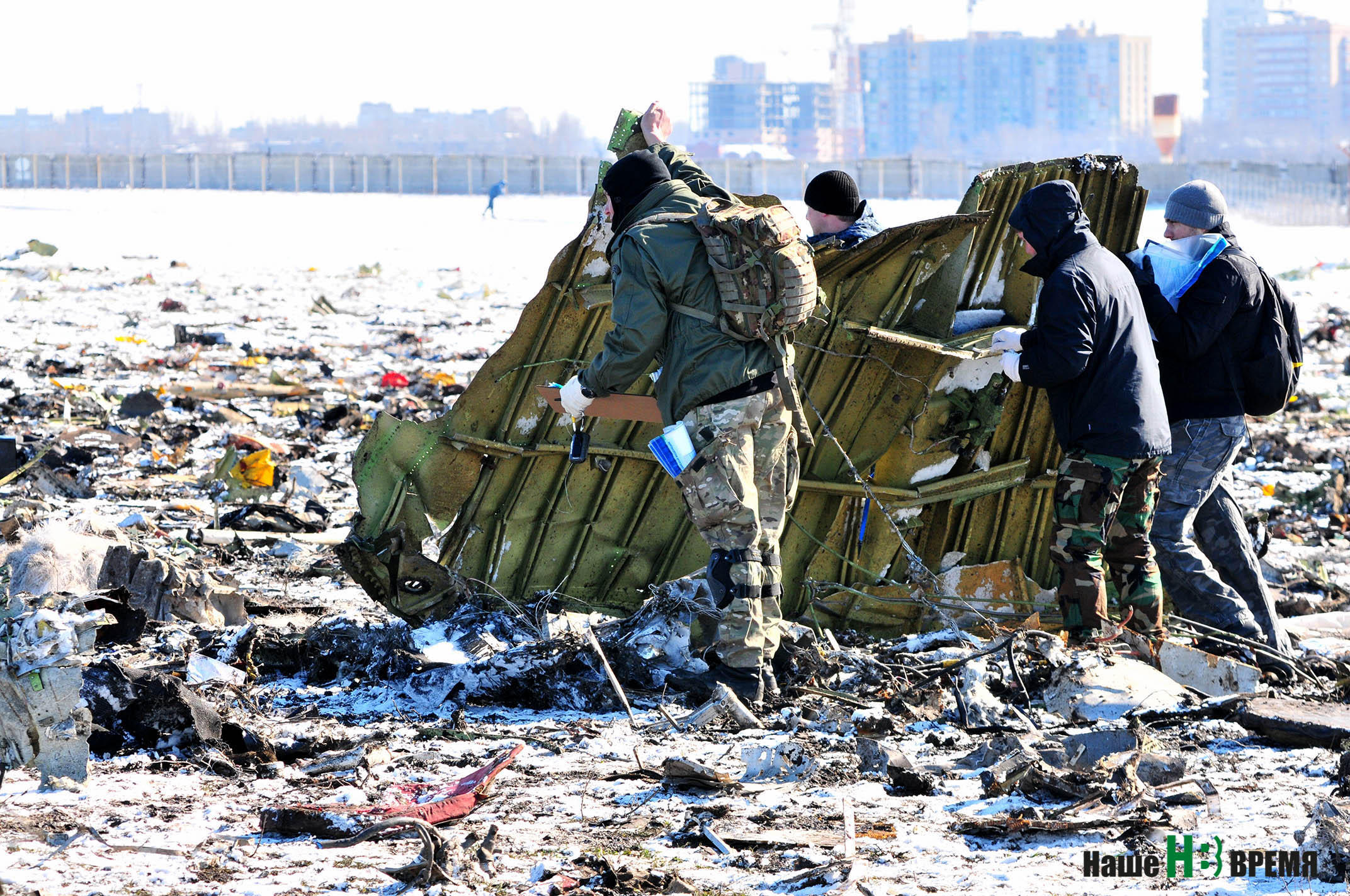 Boeing ростов на дону. Боинг 737 Ростов на Дону катастрофа. Flydubai Ростов на Дону крушение. Flydubai катастрофа в Ростове. Боинг-737 Флай Дубай крушение.