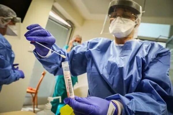 Почти треть новых случаев коронавируса на Дону приходится на Ростов