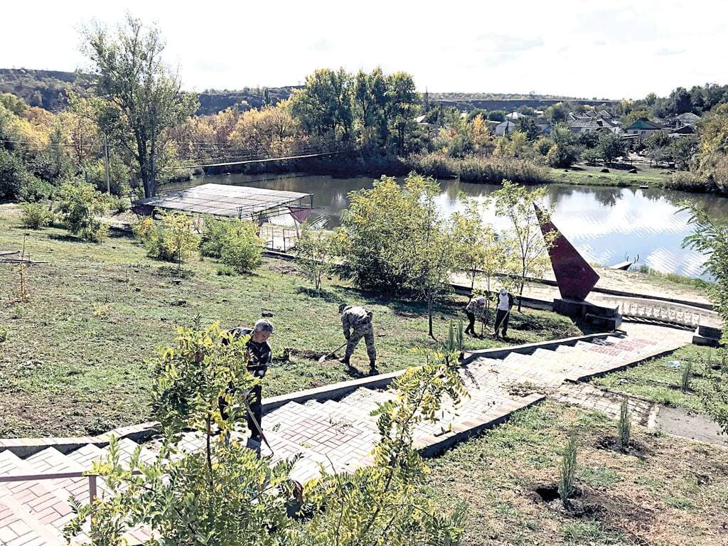 поселок быстрогорский тацинский район ростовская область. быстрогорское сельское поселение. рп5 быстрогорский. быстрогорск ростовская область. памятник в п.