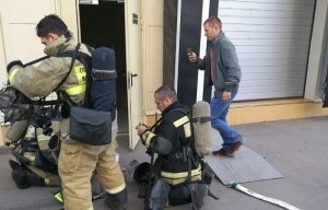 Ростов: в День смеха эвакуировали торговый центр