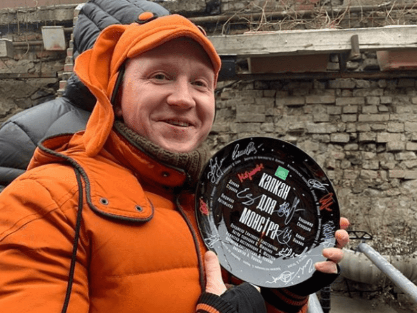 В активе Артема Мазунова 20 с лишним актерских работ и режиссура таких сериалов, как "Переселенцы" и Дикий".