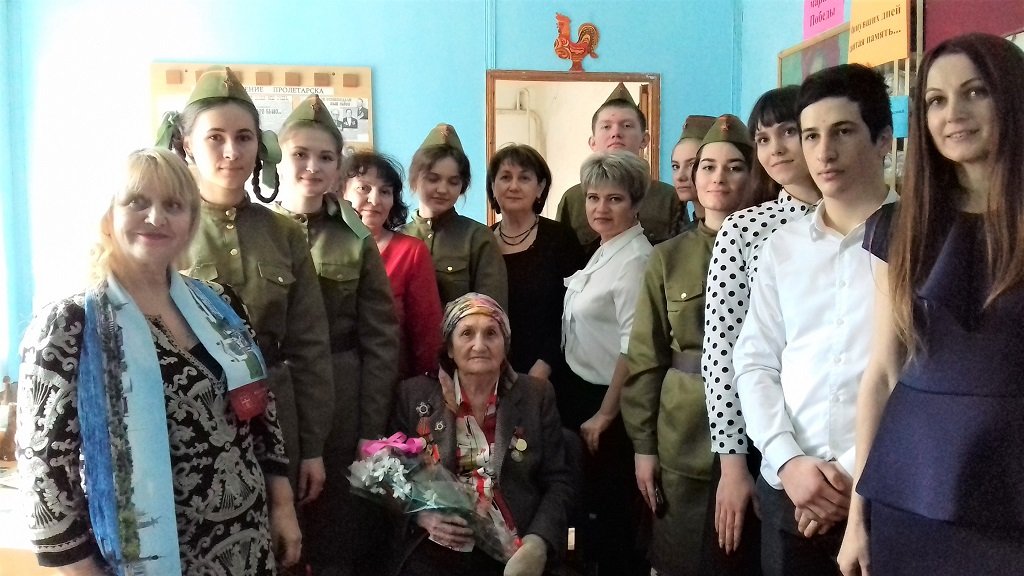 На встрече в школьном музее На встрече в школьном музее