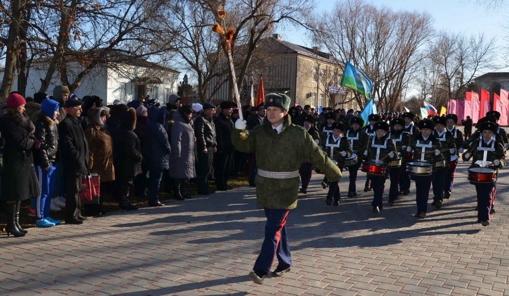 барабанщики-Аксайского-кадетского-корпуса.jpg барабанщики-Аксайского-кадетского-корпуса.jpg