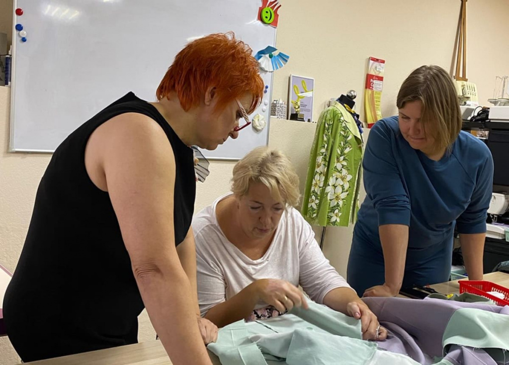 Татьяна Романюк (в центре): «За более чем двадцать лет преподавания «учить» стало моей внутренней потребностью»