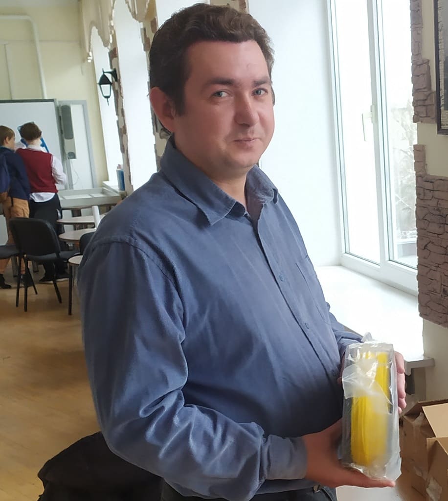 Владимир БУРИМ, руководитель класса «Центр инновационных решений и технологий» Владимир БУРИМ, руководитель класса «Центр инновационных решений и технологий»