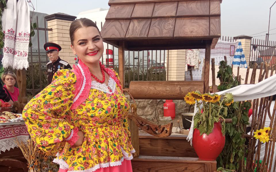 победительница конкурса Аксинья 2022 Инна Фролова.jpg