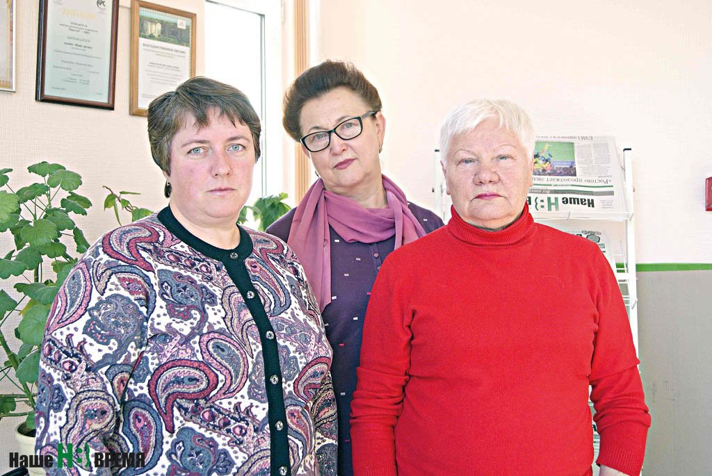 Виолетта ВЛАСКИНА, Наталья КЛАДОВА и Галина ХАВКУНОВА ждут своих квартир 15 лет. Недострой на Воровского – один из самых затяжных в регионе. Виолетта ВЛАСКИНА, Наталья КЛАДОВА и Галина ХАВКУНОВА ждут своих квартир 15 лет. Недострой на Воровского – один из самых затяжных в регионе.