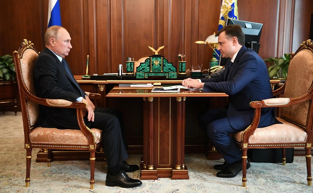 100 дней Слюсарь и президент.jpg