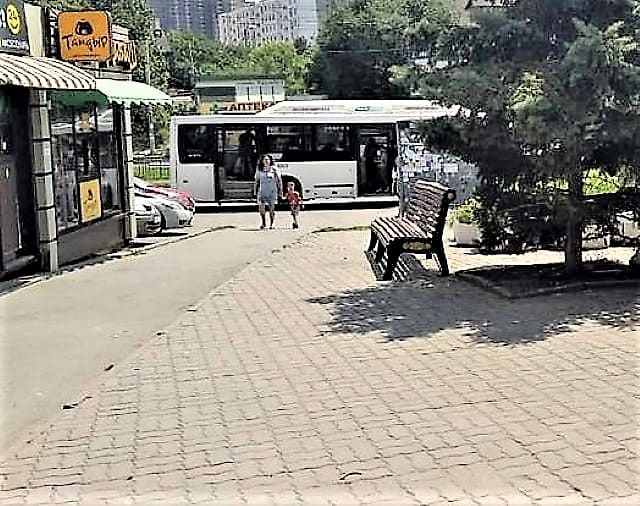 Так выглядит сейчас территория, где была стихийная торговля Так выглядит сейчас территория, где была стихийная торговля