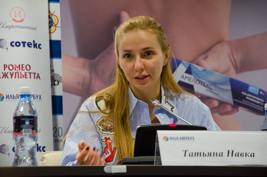 Олимпийская чемпионка Татьяна Навка отвечает на вопросы прессы