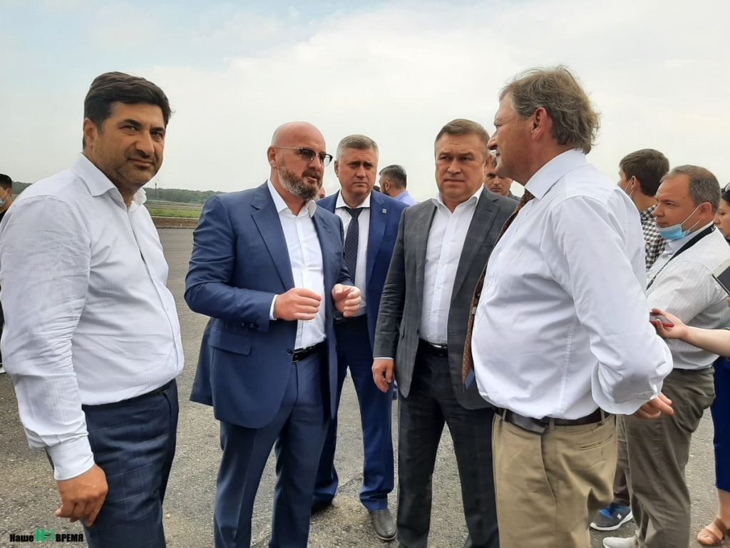 Областные власти старались решить проблему комплекса.