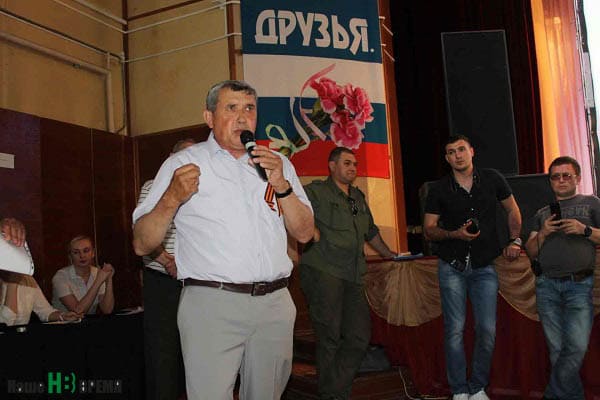 Категорически против строительства завода рядом со станицей и директор школы № 4 Геннадий ЛОБАЧЕВ. Категорически против строительства завода рядом со станицей и директор школы № 4 Геннадий ЛОБАЧЕВ.