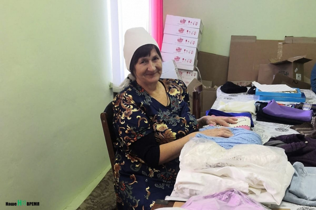 Анна Ивановна приходит в штаб каждое утро. Анна Ивановна приходит в штаб каждое утро.