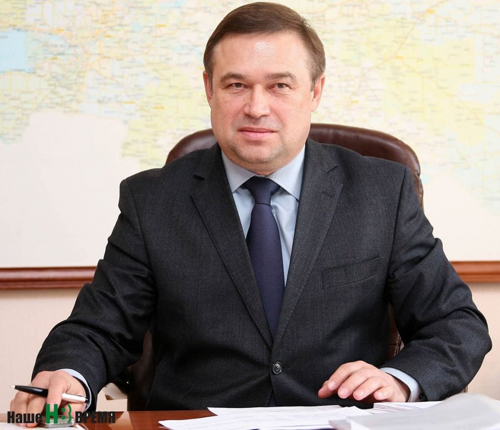 Виктор Гончаров: «Мы понимаем, что только расчисткой русла реабилитировать реку Темерник невозможно. Потому мы приступили к реализации целого комплекса мер: очистка сбросов, ликвидация стихийных свалок, строительствоновых очистных сооружений, обустройство прибрежных территорий». Виктор Гончаров: «Мы понимаем, что только расчисткой русла реабилитировать реку Темерник невозможно. Потому мы приступили к реализации целого комплекса мер: очистка сбросов, ликвидация стихийных свалок, строительствоновых очистных сооружений, обустройство прибрежных территорий».