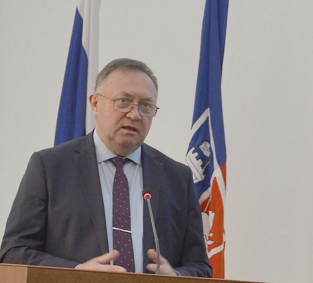 Гглава администрации Неклиновского района Василий ДАНИЛЕНКО