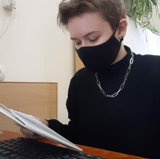 Елизавета РОДИОНОВА учится на бухгалтера по направлению «Экономика и бухгалтерский учет» Елизавета РОДИОНОВА учится на бухгалтера по направлению «Экономика и бухгалтерский учет»