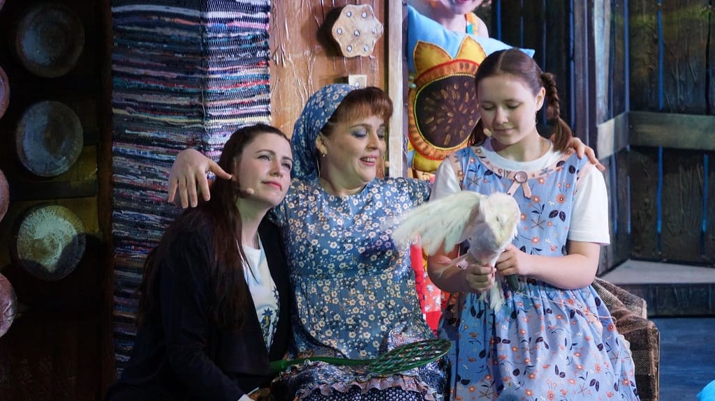 Теперь семья Кузякиных - это артисты Ростовского музыкального театра и детской театральной студии Дебют