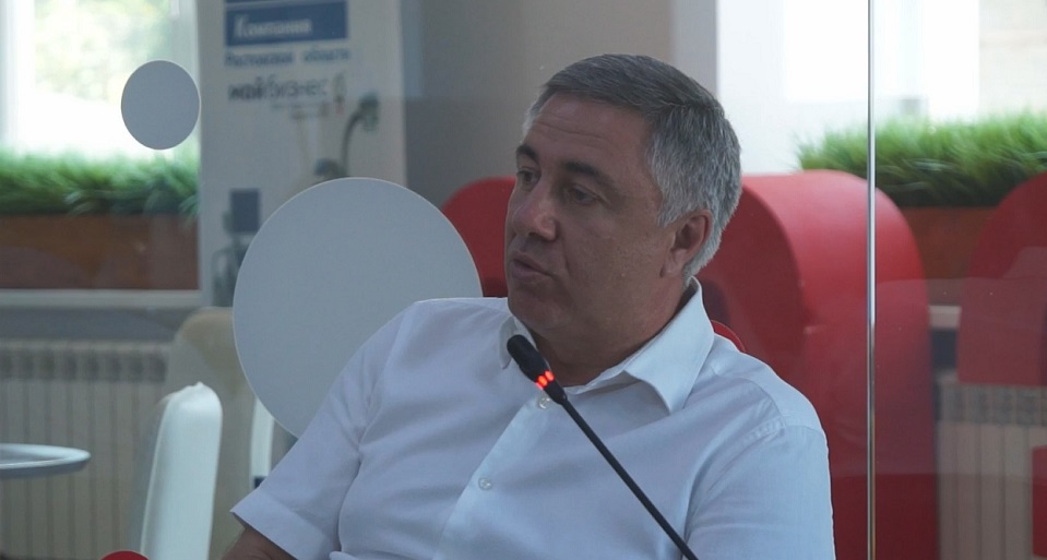 Право и дело Смольянов.jpg