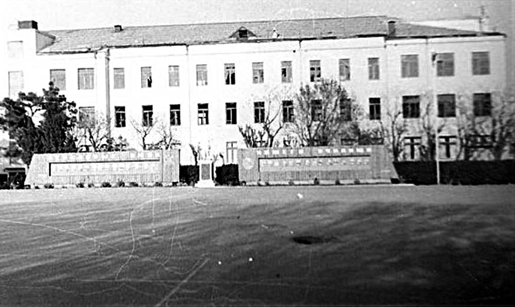 БВОКУ.-Строевой-плац.jpg