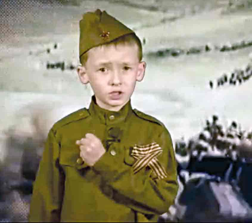 Максим СЕМЕНОВ, п. Верхнегрушевский, средняя школа № 33.