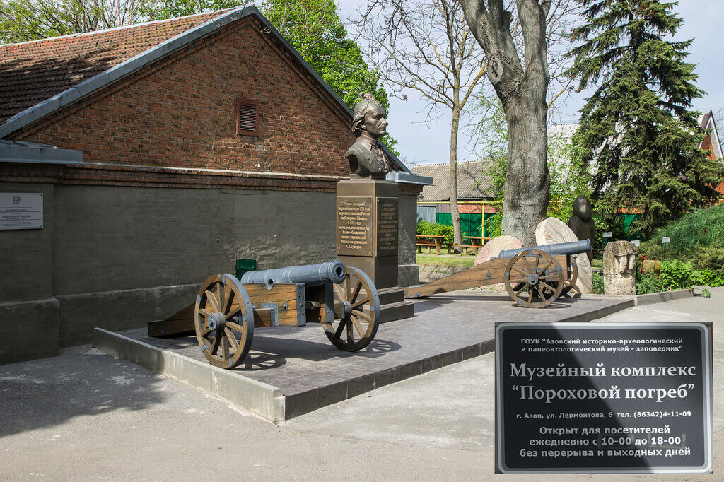 Стройка театра Горького Стройка театра Горького