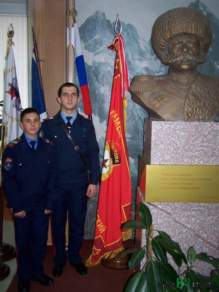 Правнук Буденного и внук Цирихова.