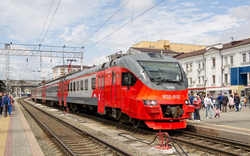 За 5 лет полностью обновлен подвижной состав пригородного железнодорожного транспорта.