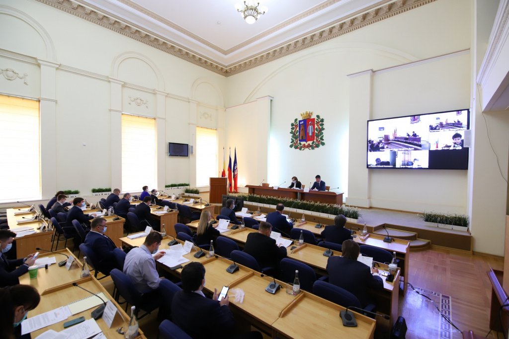 В зале заседаний Ростовской городской думы